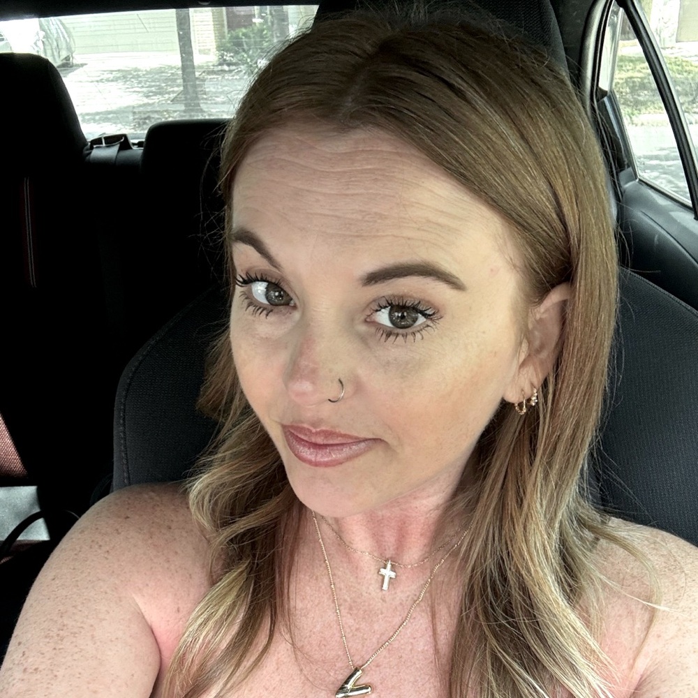 Meet your Posher, Vanessa